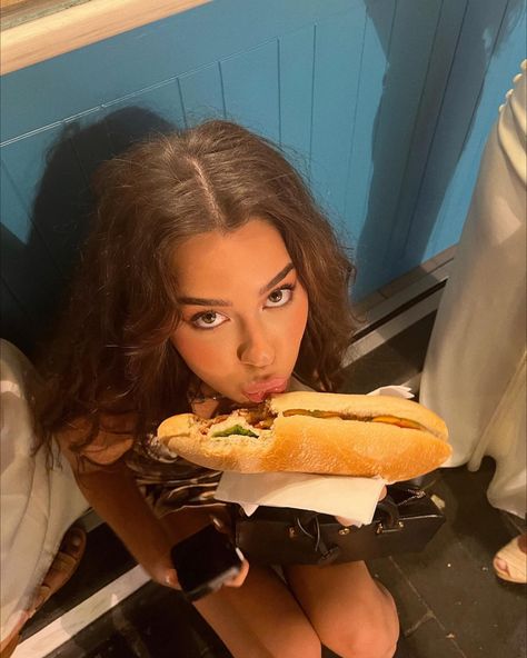 Tessa Brooks, Hot Dog Buns, Hot Dogs, A Woman, Bread