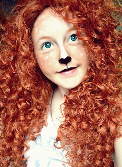 Make up deer Merida - Cosplay by Nanda Kaulitz  #merida #cosplay #disney #princess Merida Cosplay, Cosplay Disney, Hoop Ring, Nostril Hoop Ring, Deer, Make Up, Nose Ring, Disney Princess, Disney