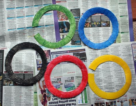 Craft and Activities for All Ages!: Make your own Olympic Rings! 100th Day Project, Crafts For The Elderly, Olympic Theme Party, Olympics Party, Crafts For Beginners, Animal Quiz, Olympic Theme, Table Centerpieces Diy, Olympic Party