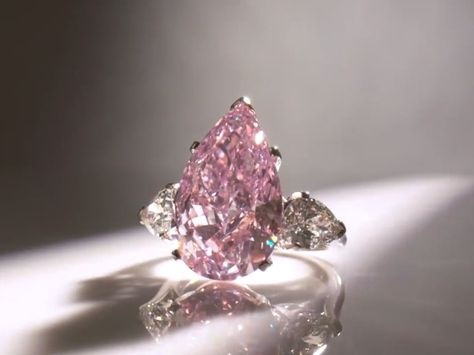 Pink Wedding Rings Diamond, Pink Diamonds, Pink Diamond Ring Engagement, Graff Pink Diamond Ring, Luxury Pink Diamond Ring With Brilliant Cut, Luxury Pink Diamond Cut Diamond Ring, Luxury Dazzling Pink Rings, Pink Diamond Wedding Rings, Luxury Pink Diamond Ring, Round Cut