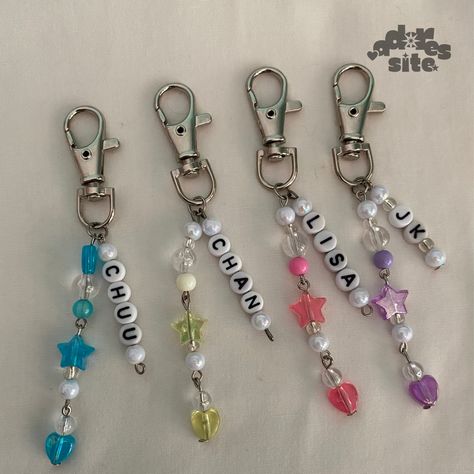 @ adoressite on instagram ☆! Kpop Friendship Bracelets, Kpop Friendship, Crochet Diy, Key Chains, Diy Crochet, Hair Jewelry, Friendship Bracelets, Nct, Key