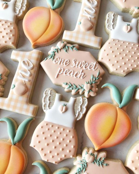 Night Shift Cookie Co. | Alexa on Instagram: “One sweet peach themed 1st birthday party 🍑 🧡” 1st Birthday Cookies, One Sweet Peach, Peach Cookies, Themed 1st Birthday, Royal Iced Cookies, Peach Party, Creative Event, Sweet Peach