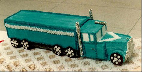 Semi Truck Party, Truck Cake Ideas, Semi Truck Cakes, Crochet Cars, Personalised Cakes, Truck Birthday Cakes, Cake Flavours, Tractor Cake, Truck Cake