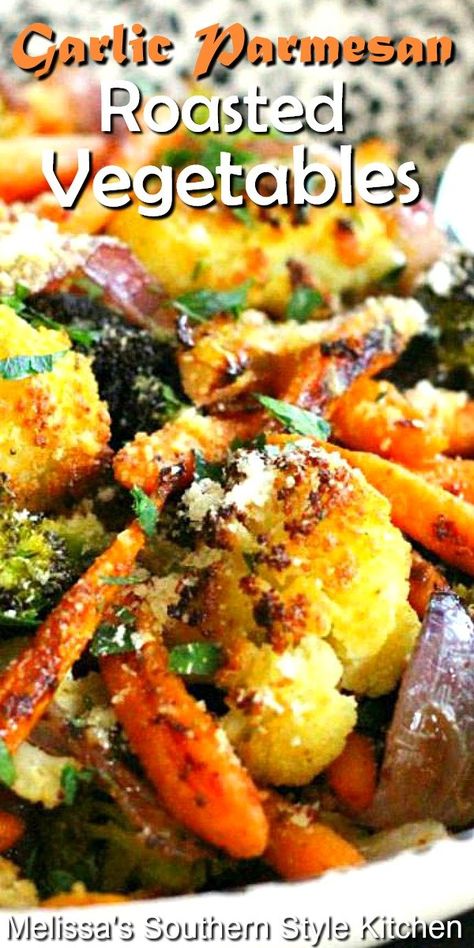 Parmesan Roasted Vegetables, Roasted Side Dishes, Roasted Vegetables Recipe, Thanksgiving Side Dishes Healthy, Carrots Side Dish, Carrots Broccoli, Roasted Vegetable Recipes, Vegetable Side Dishes Recipes, Thanksgiving Side