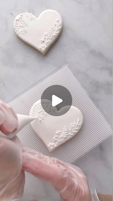 Heart Wedding Cookies Royal Icing, Heart Wedding Cookies Decorated, Decorated Heart Cookies Wedding, White On White Wedding Cookies, Wedding Shower Sugar Cookies Decorated, Wedding Cookie Ideas Decorated, White Wedding Cookies Decorated, Bridal Shower Heart Cookies, Wedding Cookies With Initials