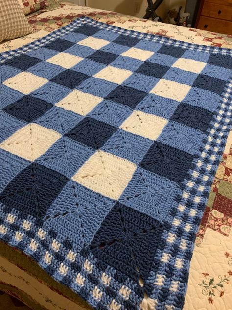 Navy Blue Crochet Blanket, Blue Granny Square Blanket, Buffalo Plaid Baby Blanket, Blue Crochet Blanket, Plaid Crochet, Perfect Job, Crochet Pillow Pattern, Plaid Baby, Crochet Blanket Designs