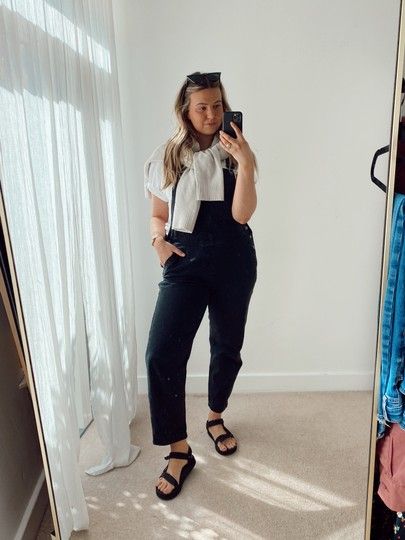 Black Tevas Outfit, Black Teva Outfit, Black Teva Sandals Outfit, Teva Sandals Outfit Casual, Teva Outfits, Tevas Outfit, Black Tevas, Teva Outfit, Teva Sandals Outfit