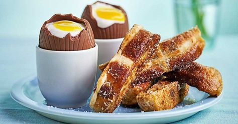 Hot cross bun French toast dippers French Toast Dippers, Dippy Eggs And Soldiers, Dippy Egg, Entertaining Desserts, Cross Buns Recipe, Choux Buns, Individual Cheesecakes, Spiced Buttercream, Dippy Eggs