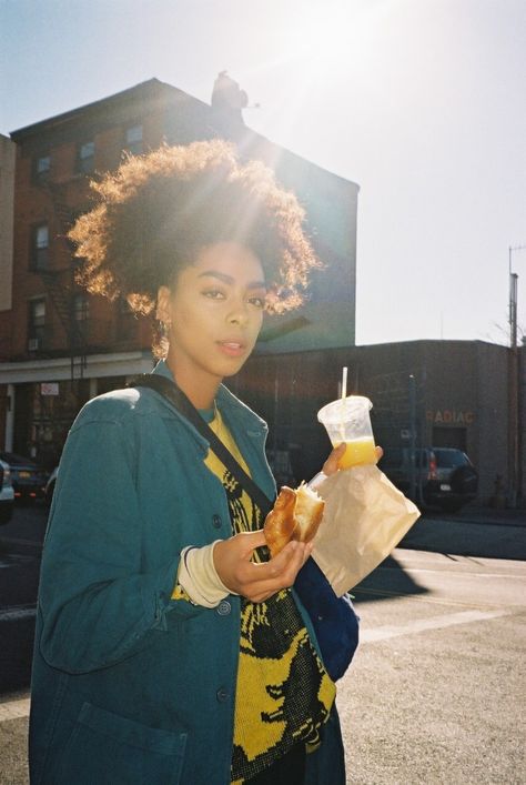 Skating with the NYC all-girl skate crew running their own rules | HERO magazine: A fresh perspective Heat Photography, Fever Tree, Girl Skater, Open Roads, Food Park, People Having Fun, Fresh Perspective, Rock In Rio, People Food