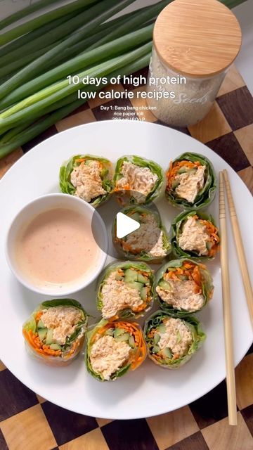 Victoria Minell on Instagram: "GIANT BANG BANG CHICKEN RICE PAPER ROLL 🔥 Day 1 of 10 high protein, low calorie recipes. 

Click the link in my bio for recipes added weekly. #healthy #cooking #food" Chicken Rice Paper Rolls, High Protein Low Calorie Recipes, Rice Paper Recipes, Bang Bang Chicken, Rice Paper Rolls, High Protein Low Calorie, Calorie Recipes, Protein Meals, Fast Easy Meals