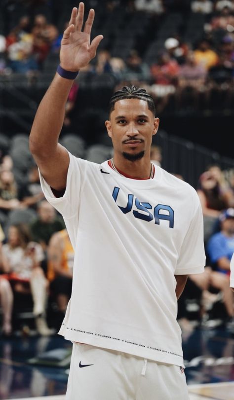 Fine Nba Players, Fine Basketball Players, Hot Basketball Players, Nba Wife, Wallpaper Man, Josh Hart, Basketball Boys, Mixed Guys, Knicks Basketball