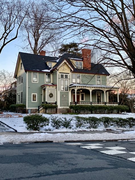 Olive Green Victorian House, Green House Aesthetic Exterior, Green Suburban House, Vintage House Exterior Victorian, Cream Victorian House Exterior, Victorian Suburban House, Green Victorian House Exterior, House Exterior Suburban, Victorian Landscaping