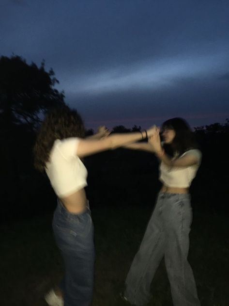 Aesthetic Dancing, Aesthetic Best Friends, Iphone Image, Image Logo, Dancing Aesthetic, Best Friends Aesthetic, Friends Aesthetic, Dancing, Best Friends