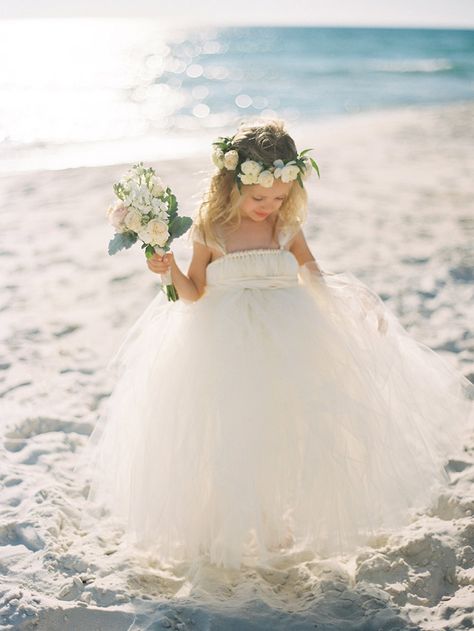 Corona Beach Flower Girls, Beach Flower Girl Dresses, Kids Hairstyles For Wedding, Cheap Flower Girl Dresses, Beach Wedding Flowers, Flower Girl Dresses Tutu, White Flower Girl Dresses, Wedding Flower Girl Dresses, Flower Girl Tutu