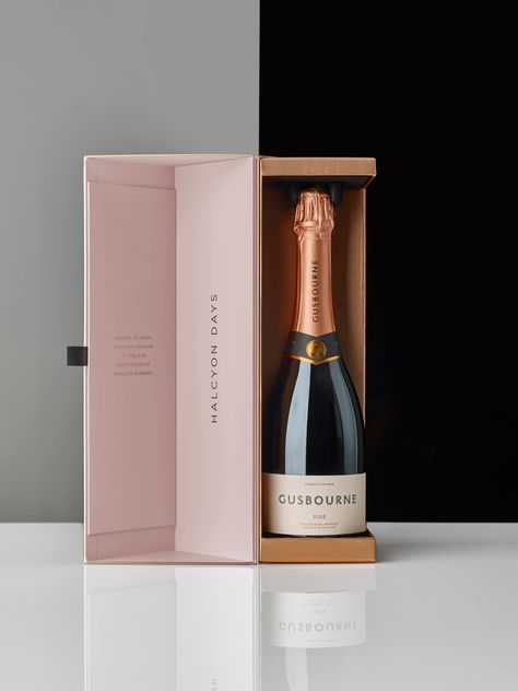 Champagne Design Packaging, English Sparkling Wine, Branding Design Ideas, Luxury Box Design, Wine Bottle Packaging, Wine Bottle Label Design, Champagne Box, Packaging Design Ideas, Wine Packaging Design