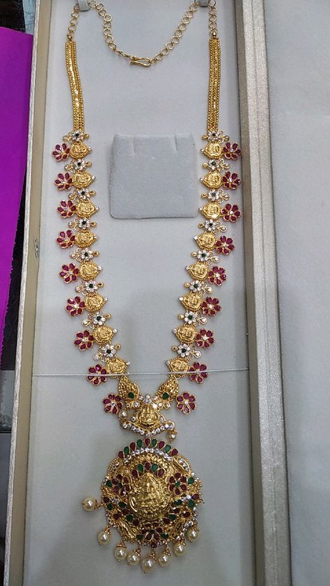 40grams Gold Haram, Kasu Mala, Pretty Gold Necklaces, Ruby Necklace Designs, 22 Karat Gold Jewelry, Diamond Jewlery, Vaddanam Designs, Kids Gold Jewelry, 22 Carat Gold Jewellery