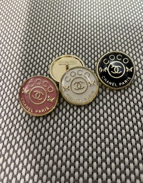 Metal Badge Design, Chanel Buttons, Label Pin, Branded Pins, Promotional Design, Pin Logo, Antique Buttons, Badge Design, Chanel Fashion