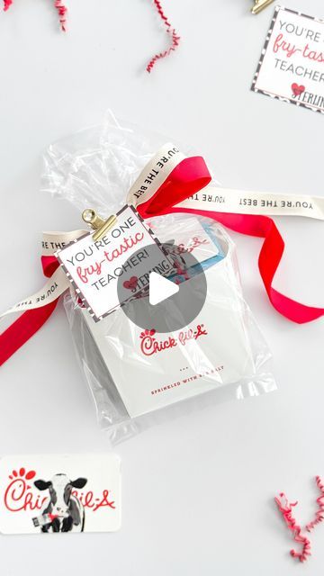 Kristen Sellentin on Instagram: "Comment “teacher” & I’ll send you a DM with the links.  Teacher Appreciation Day is May 7.  Swing by your CFA tomorrow & grab gift cards & boxes! 🍟 Treat your teachers to a meal after a long day of teaching our sweet nuggets.🐄   #teacherappreciation #teacherappreciationweek #teachergifts #teachergift #chickfila #momoftwo" Wrapping Inspiration, Gift Wrapping Inspiration, Wrapping Gift Cards, Gift Card Boxes, Teachers Day Gifts, Teacher Appreciation Week, Chick Fil A, May 7th, Appreciation Gifts