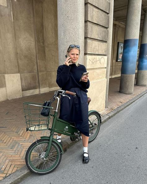 Bikes, full Lovechild outfit and @holliemercedes 🤝🚲🤳 #streetstyle #ootd #outfitoftheday #outfitinspo #lovechild #clothes #fallinspo #copenhagenfashionweek Tabi Shoes, Copenhagen Fashion Week, Fall Inspo, Get Dressed, Autumn Winter Fashion, Outfit Of The Day, For Girls, Autumn Fashion, Fashion Inspo