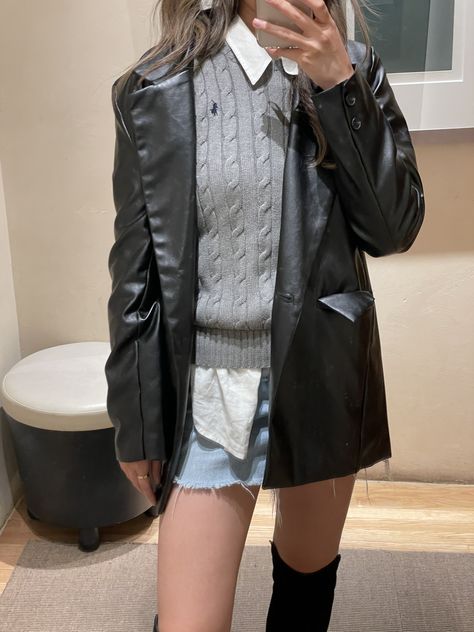 princess polly leather blazer preppy style Preppy Leather Jacket Outfit, Fashion Booklet, 6th Form Outfits, Form Outfits, 6th Form, Leather Jacket Outfit, Black Leather Blazer, Neutral Aesthetic, Leather Jacket Outfits