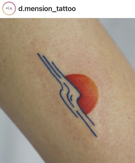 Red Sunset Tattoo, Inspiring Tattoos, Sunset Tattoos, Design Tattoos, Hand Tattoos For Girls, Yin Yang Tattoos, Intricate Tattoo, Blue Tattoo, Geometric Tattoo Design