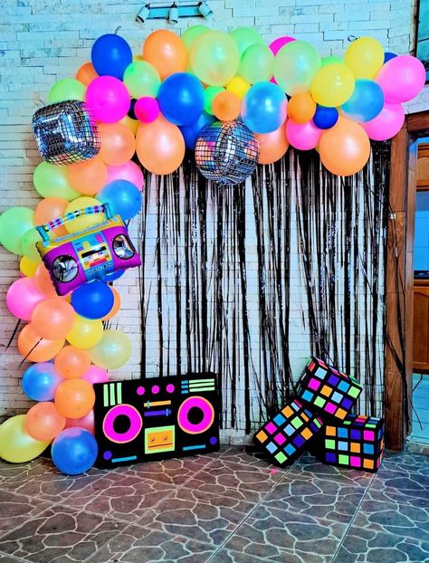 Retro Theme Party Decoration Ideas, 80 Themed Party Ideas, Decades Dance Decorations, Decade Decorations, 80’s Party Decorations, Through The Decades Party, Retro Theme Party Decoration, 80s Decorations, Retro Disco Party