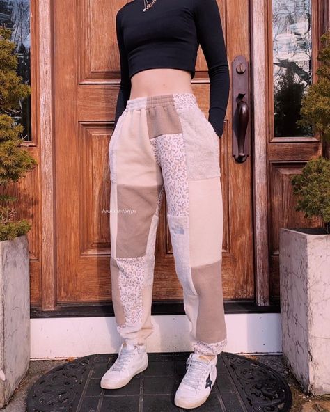 Reworked Sweatpants, Sweatpants Diy, Reworked Joggers, Patchwork Sweatpants, Nike Reworked, Reworked Clothes, Patchwork Clothes, Upcycle Sewing, Nike Sweatpants