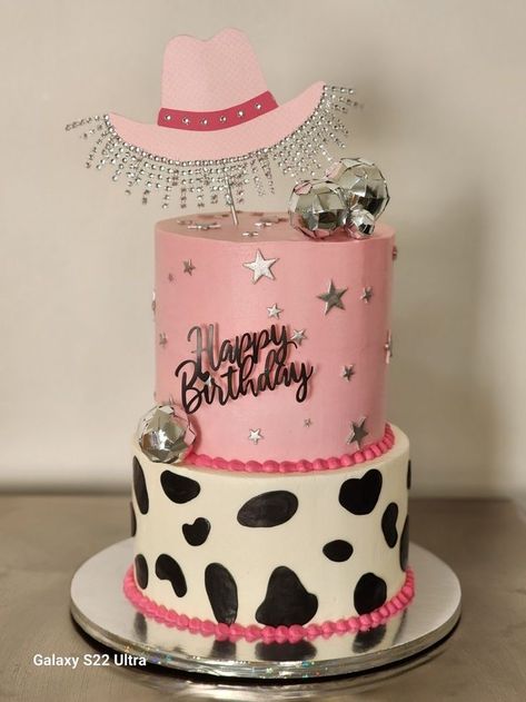 Cowgirl Barbie Birthday Party, Cowgirl Cakes Birthday, Disco Cowgirl Cake, Cowgirl Birthday Party Decorations, Cowgirl Birthday Cakes, Dolly Parton Birthday, 28th Birthday Ideas, Cowgirl Party Decorations, Cowgirl Barbie