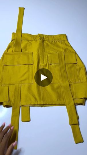 How To Make A Cargo Skirt, Cargo Pants Tutorial, How To Cut Six Pieces Skirt, Cargo Skirt Pattern, Crop Top Outfits Classy, 2 Piece Skirt Outfit, Skirt Sewing Tutorial, Cargo Skirt Outfit, Professional Meeting