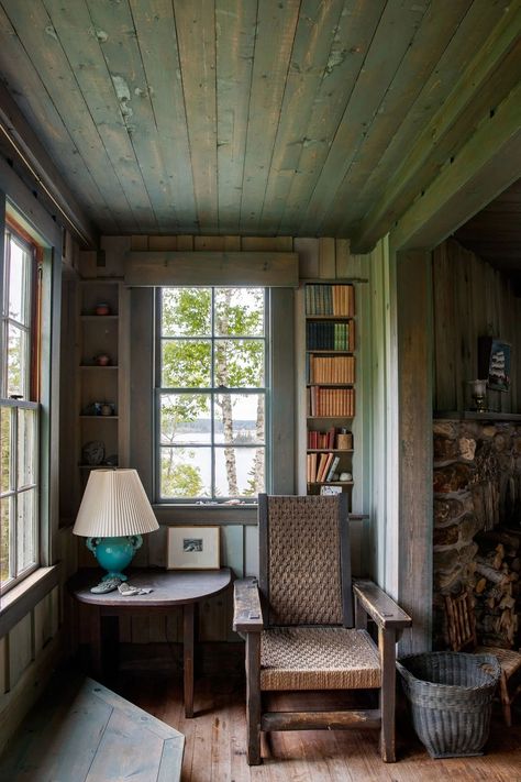 Maine House Interiors, Rustic Library, New England House, Maine Cottage, Wood Walls, House Color Palettes, American Houses, Cabin Living, Country Living Room