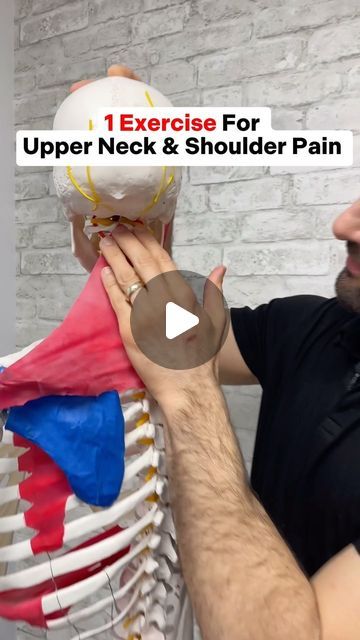 Neck Pain Relief Stretches, Neck Pain Stretches, Neck Pain Exercises, Reduce Headaches, Forward Head Posture Exercises, Shoulder Pain Exercises, Neck And Shoulder Exercises, Shoulder Rehab, Shoulder Stretches