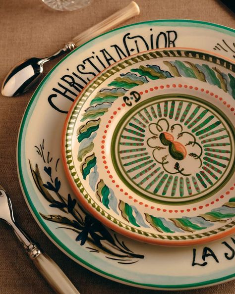 Dior Maison Tarot and Puglia-Inspired Dinnerware - Tom + Lorenzo Italian Plate Design, Italian Plates Ceramic, Italian Ceramic Plates, Italian Plates, Keramik Design, Italian Pottery, Maria Grazia, Ceramics Pottery Art, Southern Italy