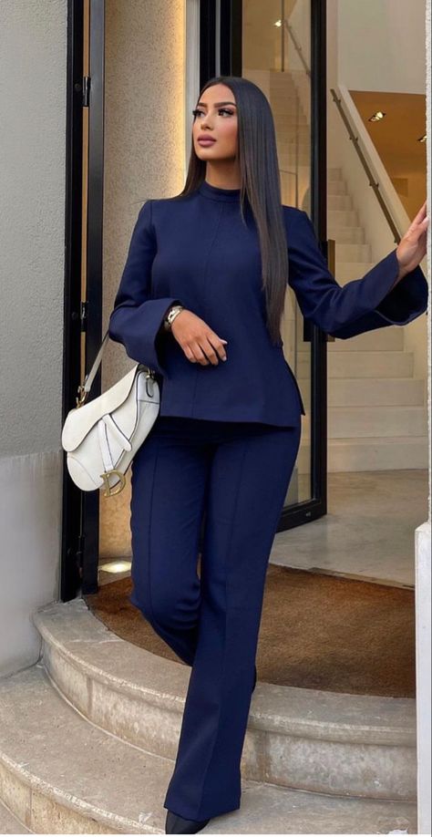 Luxury Chic Pantsuit For Office Wear, Female Pant Suit, Clinical Research Coordinator Outfit, Modest Stylish Outfits Classy, Ladies Suits Formal Classy, Corporate Dinner Outfit, Chic Blue Sets For Office Wear, Luxury Full-length Pantsuit For Business Casual, Navy Monochromatic Outfit