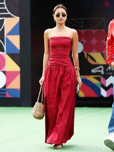 Style 2025, Ibiza Dress, Town Outfits, Aesthetic Dress, Carpet Looks, Celebrity Outfits, Fashion Fits, Alter Ego, Red Carpet Looks