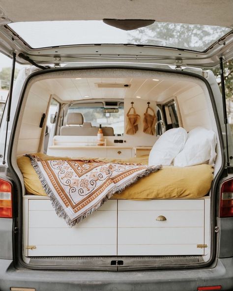 Small Van Interior Ideas, Mini Van Life Interior, Small Van Makeover, Van Fit Out, Eurovan Camper Interior, Van Makeover Interiors, Camper Van Living, Simple Van Build Ideas, Micro Camper Conversion