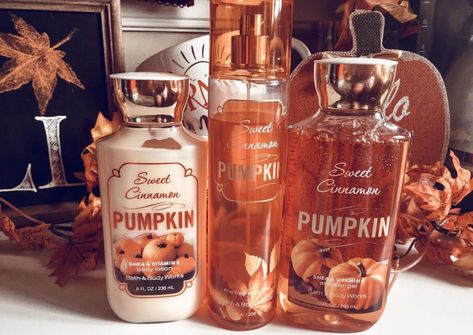 Fall Perfume, Nails Spooky, Perfume Aesthetic, Lotion Candles, Bath N Body Works, Bath And Body Work, Bath And Body Works Perfume, Pumpkin Spice Season, Fall Scents