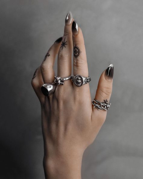 Hand Covered In Rings, Metallic Rings, Rings Ideas How To Wear, Ring Earring, Earrings Matching, Hand With Lots Of Rings, Masculine Rings For Women, Rings Hand, Ring On Hand