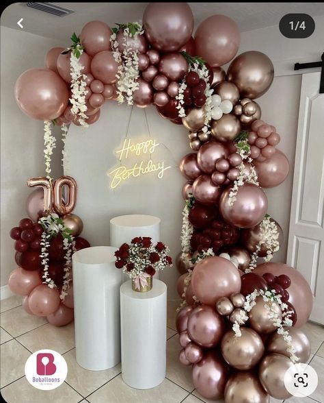 Maroon And Silver Party Decorations, 30th Birthday Party Table Decor, Diy Bar Set Up For Party, November Birthday Party Ideas For Women, Elegant Balloon Centerpieces, Maroon Birthday Decorations, Roses Themed Birthday Party, Maroon Party Decorations, Rose Gold Decorations Birthday