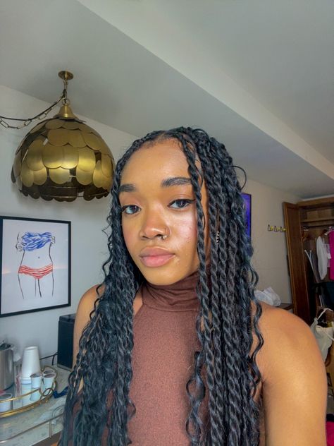 black woman wearing bohemian twists hairstyle Boho Two Strand Twist, Boho Twists With Curls, Sengalese Twists Goddess, Boho Senglanese Twists, Sengalese Twists Boho, Sengelese Twist Boho, Sengalese Twists Curls At The End, Jumbo Senegalese Twist Hairstyles, Boho Rope Twist