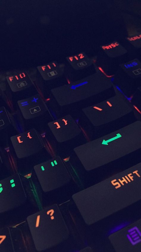 Keyboard Gaming Aesthetic, Programmer Wallpaper Iphone, Programming Aesthetic Wallpaper, Gaming Background Wallpaper, Computer Aesthetic Wallpaper, Programmer Wallpaper, Programming Wallpaper, Computer Screen Wallpaper, Computer Aesthetic