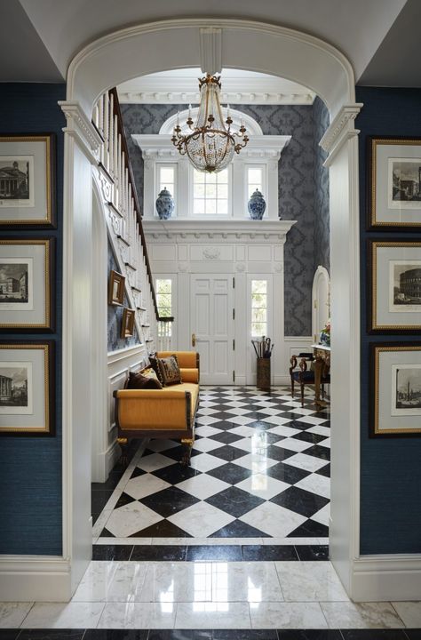 Interior Design Hallway, Glam Pad, Homes Interior, Traditional Interior Design, Hallway Ideas Entrance Interior Design, Entry Way, Traditional Interior, Pretty House, Florida Home