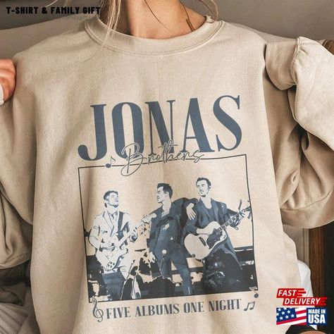 Jonas Brothers Shirt, Brothers Shirts, Jonas Brothers, Family Gifts, Family Shirts, First Night, Unisex Hoodies, Fashion Looks, Sweatshirts