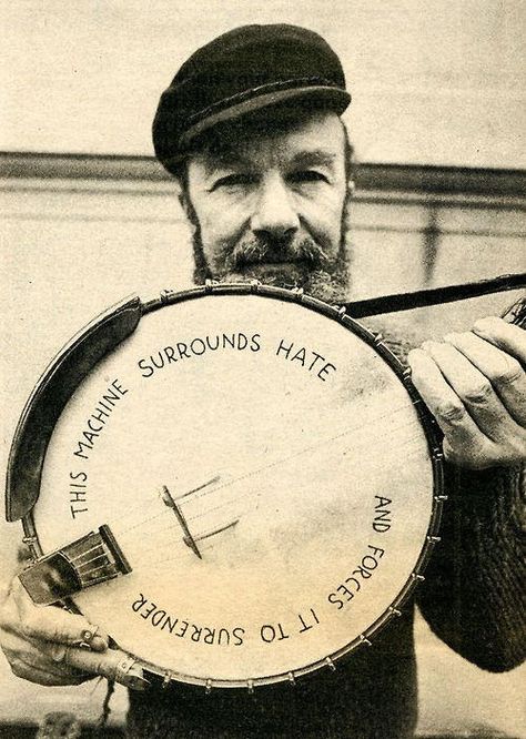 Pete Seeger, Annie Leibovitz, Folk Music, Alternative Rock, Rock Roll, All Music, Banjo, Music Stuff, Ukulele