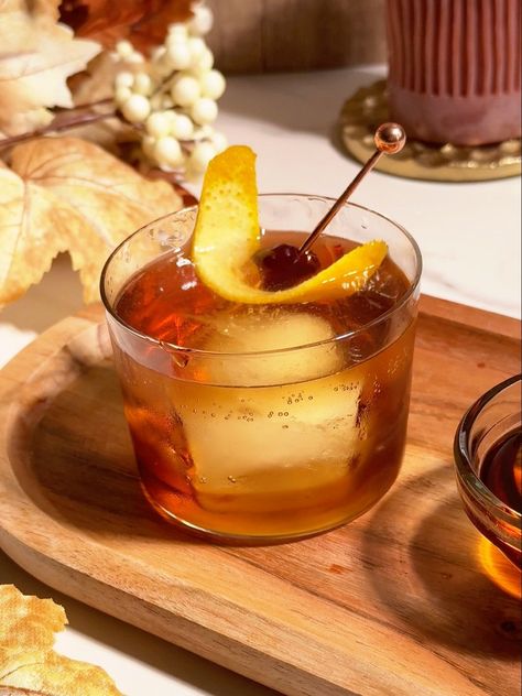 Maple Old Fashioned: A Simple Fall Mocktail | Some Good Clean Fun Maple Old Fashioned, Tequila Recipe, Non Alcoholic Wine, Types Of Cocktails, Non Alcoholic Beer, Aromatic Bitters, Dry January, Chenin Blanc, Best Cleaning Products