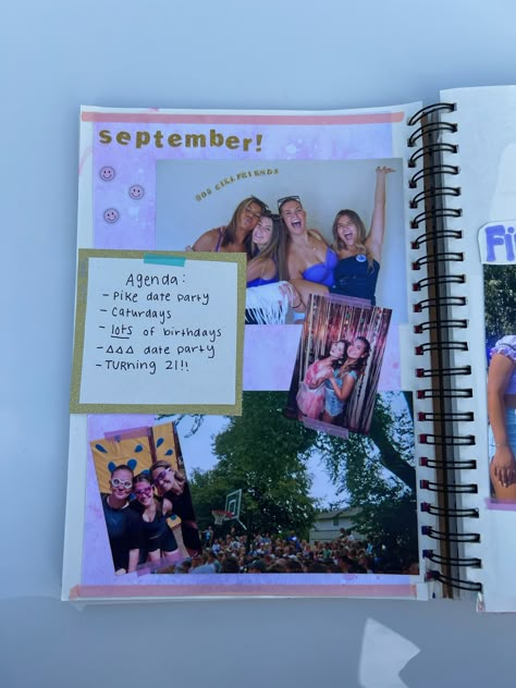 Senior Scrapbook Ideas, Senior Year Diy, Senior Year Scrapbook, School Memories Scrapbook, Photo Album Journal, Friend Scrapbook, Cute Scrapbooks, School Scrapbook, Diy Journal Books