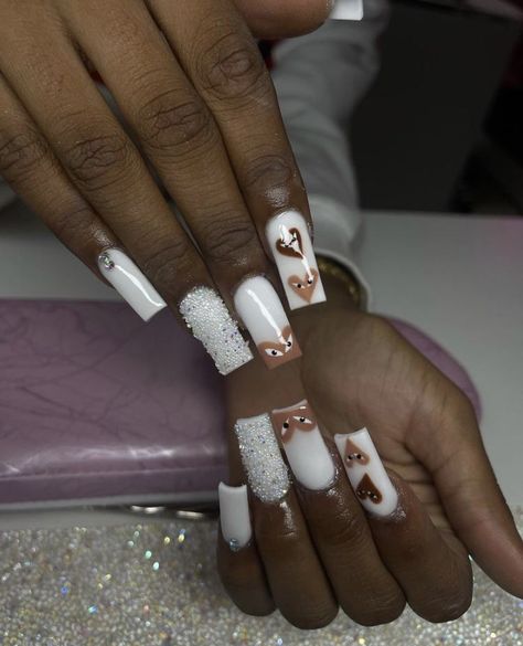 Nails Design For Black Women, Black Women Nails, Brown Acrylic Nails, Stunning Nails, Acrylic Nail Set, Colored Acrylic Nails, White Acrylic Nails, French Tip Acrylic Nails, Dope Nail Designs