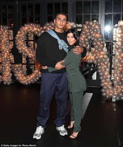 Kourtney Kardashian Boyfriend, Kourtney Kardashian Instagram, Younes Bendjima, Penelope Disick, Celebrity Bodies, Post Baby Body, Tristan Thompson, Kardashian Family, Travis Barker