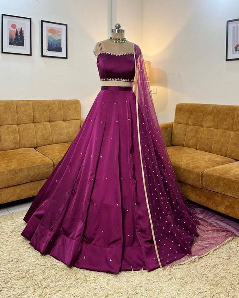 Plum Lehenga, Lehenga Shopping, Bridesmaids Lehenga, Purple Lehenga, Lehenga Bridesmaid, Bridesmaid Lehenga, Simple Lehenga, Long Frock Designs, Latest Bridal Lehenga