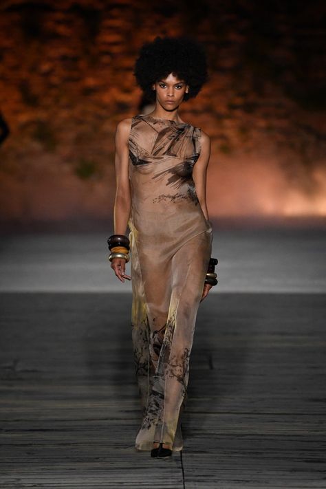 Winter Resort, Resort 2024, Fall Winter 2024, Alt Fashion, Alberta Ferretti, Winter 2024, Pretty Dresses, Fashion Designer, Fashion News