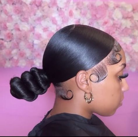 Ponytails Ideas, Swoop Ponytail, Business Hair, Sleek Braided Ponytail, Barbie Ponytail, Slick Ponytail, Kay Kay, Weave Ponytail Hairstyles, Sleek Ponytail Hairstyles